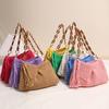 Bolsa de Hombro con Borlas de Algodón Tejido de Venta Caliente Transfronteriza Nueva Bolsa de Paja Plisada de Nicho para Mujer Bolsa de Playa para Vacaciones en la Costa