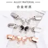 Nuevo Clip de Broche de Chal de Mariposa de Diamante Hebilla de Bufanda de Suéter Sin Clavos a Prueba de Costura Clip de Bufanda Anti-Exposición Accesorios de Aleación