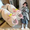 Zapatillas Deportivas Infantiles Dibujos Animados Tenis para Niñas 2026 Nuevo Modelo Zapatos Blancos de Princesa para Niñas Suela Suave Zapatos Casuales de Moda