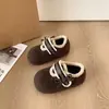 Zapatos Birkenstock con forro de felpa de invierno, lazo bordado, nuevo modelo 2026, zapatos de algodón peludo completamente cubiertos, zapatos cálidos y que aumentan la altura para mujer