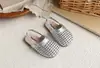 Sandalias Tejidas para Niñas 2026 Verano Nueva Moda Estilo Coreano Zapatos de Abuela Suela Suave Niños Calados Puntera Cerrada Zapatos Romanos
