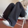 Calça de moletom cinza com estampa floral branca e corte enviesado para homens, peso pesado de outono, calça casual levemente flare para adolescentes, calça esportiva larga e solta da moda