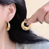 Ear Cuff Retro de Lujo Ligero Francés con Sentido de Alta Gama Pendientes de Nicho Europeos y Americanos Aro de Oreja Redondo de Metal Dorado Superficie Lisa Pendientes de Aro para Mujer