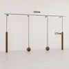 Estante de ropa de acero inoxidable montado en la pared para tienda de ropa, estante vintage color veta de madera de nogal, exhibidor de piso para ropa de mujer