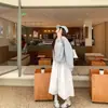 Top simples com estampa ins estilo retrô de Hong Kong para mulheres, novo moletom cinza pesado solto para o outono de 2026