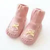Meias Infantis de Cano Médio, Meias Antiderrapantes para Chão de Bebê, Sapatos Macios para Crianças Pequenas, Meias e Sapatos Infantis Classe A com Isolamento Térmico e Estampa de Desenho Animado