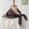 Estilo Delicado~Lenço de Seda Roxo Lótus com Bolinhas Doces, Lenço de Pescoço para Mulheres, Novo Acessório de Pescoço para Suéter Outono e Inverno