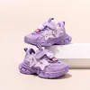 Zapatillas para niñas 2026 Hello Kitty caricatura lindas de malla transpirable con velcro suela suave antideslizantes casuales estilo papá