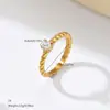 Moda Retro Europea y Americana Transfronteriza Nuevo Twist Twist Anillo de Diamante Lujo Ligero Elegante Nicho Anillo de Acero Inoxidable