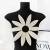 Parche de Tela Bordada de Encaje Bicolor Flor de Crisantemo Grande Lolita Accesorios para Ropa Infantil Girasol Listo para Usar Accesorios de Corsage de Alta Gama