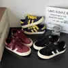 Zapatillas de Entrenamiento Casuales Estilo Coreano Zapatos Alemanes para Hombre 2025 Nuevas Versátiles Zapatillas Deportivas Casuales Zapatos Casuales Forrest Gump B2263