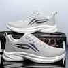 Sapatos Masculinos Tamanho Grande Atacado Transfronteiriço Casuais Sapatos Esportivos de Solado Macio Sapatos Únicos Respiráveis Tênis de Corrida Tecido Fly-Knit para Homens