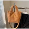 Bolso de Mano Pequeño de Felpa Nuevo para Otoño e Invierno Transfronterizo para Mujer 2026 Bolso de Hombro Cruzado Tipo Cubo Versátil de Nicho
