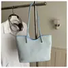 Bolso de mano vintage para mujer, nuevo modelo 2026, bolso de hombro versátil de nicho de alta gama, bolsa de mano tipo tote de gran capacidad para el trabajo