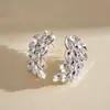 Pendientes de Pluma Europeos y Americanos Creativos Incrustados de Diamantes, Pendientes Exquisitos de Lujo Ligero Estilo Ins Transfronterizos, Pendientes Personalizados de Alta Gama para Mujer