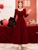 Vestido de Toast Nuevo Estilo 2026 para Novia, Vestido de Boda y Compromiso de Manga Larga para Otoño e Invierno, Vestido Rojo Elegante de Homecoming para Mujer