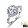Anel de Prata Esterlina S925 com Moissanita Pedra Redonda Halo Pavimentado Anel Feminino Meio Braço Pedra Incrustada Anel de Noivado Fonte Fábrica Fornecimento Direto