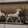 Figura de Caballo del Zodiaco Decoración de Escritorio de Oficina Mueble de TV Regalo Artesanía de Resina de Cobre Fundido en Frío Estilo Chino Nuevo