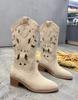 2024 Nueva Llegada Flores de Verano ~ Estilo Étnico Tendencia Retro Hueco Bordado Transpirable Boca en V Botas Vaqueras Occidentales