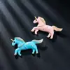 Broche de Unicornio de Cristal de Moda Electrochapado Oro Antiguo Vintage Broche de Animal Accesorio para Ropa de Mujer Pin Venta al por Mayor Accesorio para Cuello