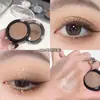 Paleta de Sombras Monocromática Myho com Diamantes Triturados, Uso Duplo para Bochechas e Olhos, Textura em Pó, Delicada e Duradoura, Sombra com Brilho Iluminadora e Realçadora de Cor