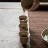 Juego de té de kung fu de una sola taza vintage de color gris hierba y madera, taza de té pequeña china de cerámica, taza de té para el hogar, taza maestra, taza con fragancia