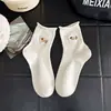 Meias fofas para mulheres, estilo fino de verão, meias de cano médio com desenho animado para estudantes do ensino fundamental, meias brancas com bolhas, novo modelo popular de 2026