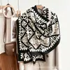 Cachecol Jacquard Dupla Face Imitação de Caxemira, Moderno e Versátil para Outono e Inverno, Xale Quente Feminino, Calor Semelhante à Caxemira e um Toque de Luxo