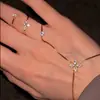 ¡Cadena de Hadas! Pulsera con Anillo de Borla de Flor Incrustada de Diamantes Estilo Celebridad de Internet, Joyería de Anillo Pulsera Integrada de Lujo Ligero de Nicho