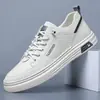 Sapatos Masculinos 2026, Modernos e Casuais, Sapatos Brancos de Couro Genuíno Super Macio, Sapatos de Couro Masculinos, Sapatos Antiderrapantes com Solado Macio, Sapatos Leves Elásticos