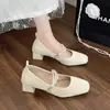 Zapatos de boda para mujer, zapatos de dama de honor, zapatos de fiesta, zapatos de un solo color estilo francés, elegancia de cuento de hadas, adecuados para el uso diario, tacones altos Mary Jane de punta cuadrada