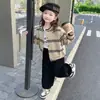 Conjunto de Niña para Primavera y Otoño 2026 Nuevo Casual Estilo Coreano Chaqueta de Béisbol a Rayas con Pantalones Baggy de Moda para Niños Mayores