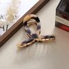 Pinza de Tiburón de Acetato Degradado Estilo Francés Elegante y con Estilo Pasador Cruzado para Recoger el Cabello Pinza de Tiburón para el Viaje Diario de la Mujer Pinza de Garra Versátil