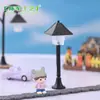 Lámpara modelo de paisaje en miniatura, con iluminación de doble color, decoraciones de musgo y suculentas, y ornamentación creativa