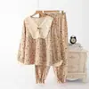 Roupa de casa feminina de crepe de algodão puro com estampa distribuída, manga curta e calça comprida para primavera e verão, pijama casual solto e confortável para casa