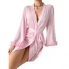 Camisón Ligero Transparente Sexy de Malla Transversal Más Vendido con Adorno Floral Tridimensional y Mangas Acampanadas, Ropa de Casa Corta
