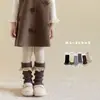 Zapatos y calcetines para niñas, calcetines de encaje a cuadros con volantes estilo coreano, calentadores de piernas de tubo largo color café retro para otoño e invierno, versátiles