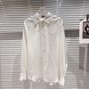 Camisa de Seda Estilo Oscuro con Gradiente de Pedrería y Estrella Hotfix, Novedad Tendencia Primavera 2025 para Mujer