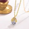Nuevo diseño de nicho collar de cadena para clavícula de mujer con colgante de gota de agua dorada y circón, joyería de lujo ligero de alta gama