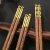 Palitos de Madeira para Asas de Frango para Uso Doméstico com Pontas de Metal, Palitos de Sândalo Vermelho, Sem Tinta, Sem Cera, Não Propensos a Mofo, Palitos Redondos de Madeira Maciça da Sorte Atacado