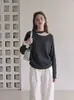Elegante blusa de tricô ombro a ombro com gola halter e manga longa para mulheres, moda nicho versátil emagrecedora para outono e inverno 2219