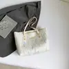 Bolsa de Ombro Casual de Grande Capacidade para Mulheres 2025 Novo Verão Versátil Simples para o Dia a Dia Moderna Tote de Axila Bolsa Grande
