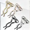 Novo Grampo de Cabelo U-Shaped Preguiçoso com Laço e Linhas em Forma de Coração, Grampo Fixador de Coque para a Parte de Trás da Cabeça