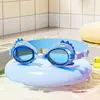 Óculos de natação infantis para meninas, alta definição, à prova d'água, antiembaçante, armação pequena, conjunto de óculos de natação e touca para meninos e meninas, óculos de natação para crianças