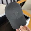 Gorra de Béisbol de Estilo Coreano de Alta Calidad al por Mayor para Circunferencia de Cabeza Grande con Forma de Corazón Bordada Parisina, Parte Superior Suave, Gorra de Visera de Pato Retro para Protección Solar para Mujeres