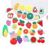 Venta al por mayor de horquillas hechas a mano, material para horquillas de bricolaje, lindas cuerdas para el cabello con dibujos animados, accesorios para el cabello con parches de frutas, accesorios de PVC.