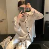 Pijama Fresco Negro Estilo Coreano para Mujer, Diseño de Gato de Dibujos Animados Otoñal, Set de Ropa de Casa de Manga Larga y Pantalón Largo de Satén de Seda Helada Venta al por Mayor