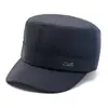 Chapéu masculino de inverno, projetado para homens de meia-idade e idosos, proporciona calor e proteção para as orelhas, apresentando um design espesso de topo reto, e é adequado para uso ao ar livre.
