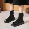 Botas de moda de tacón grueso y moderno para mujer, nuevo estilo otoño 2026, suela gruesa, que aumentan la altura, botines forrados de felpa, estilo británico, botas negras ajustadas