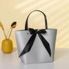 Fabricantes de remaches al por mayor, bolsas de papel de cartón blanco, bolsas de ropa, bolsos, bolsas de regalo con lazo, bolsas de compras, embalajes.